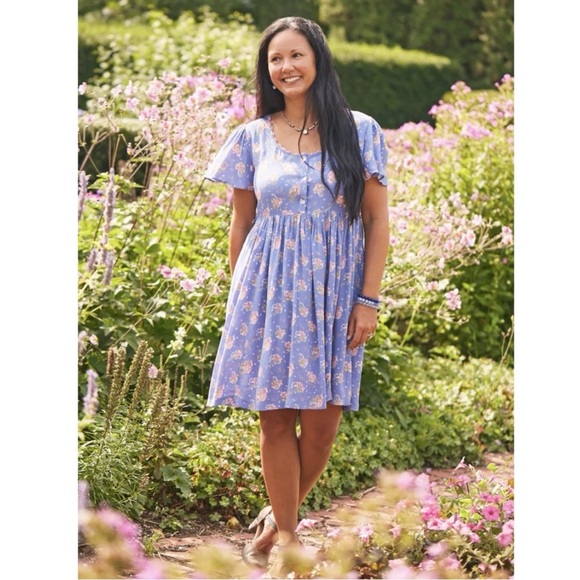 NWT April Cornell Size Medium Sweet Hydrangea Short Dress Periwinkle Blue Floral - Picture 1 of 9